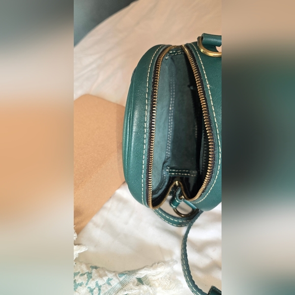 Portland Leather Small Round Crossbody Bag In Peacock - Picture 5 of 5